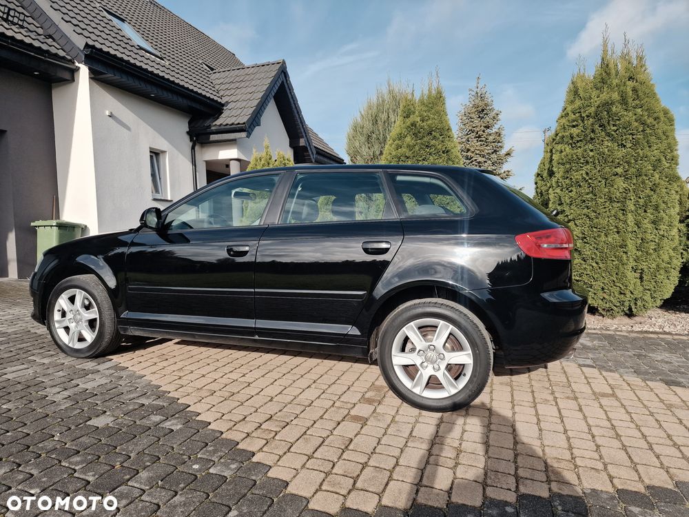 Audi A3 Sportback 1.6 Ambiente - 7