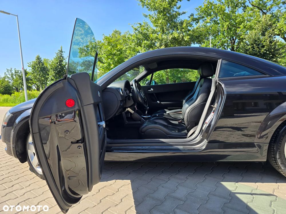 Audi TT Coupé 1.8 T quattro - 4