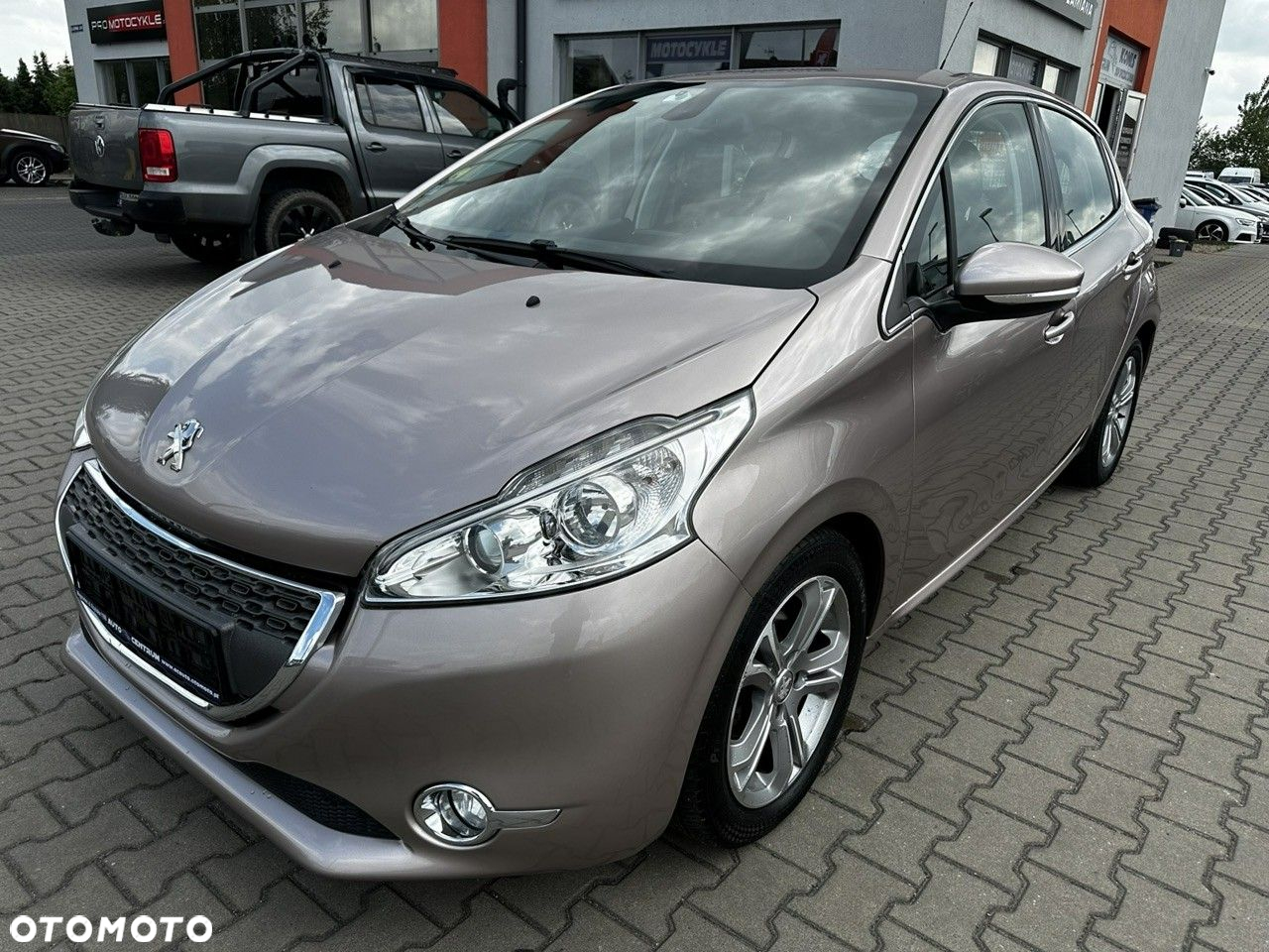 Peugeot 208 - 3