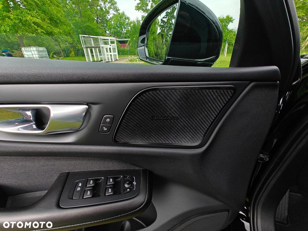 Volvo V60 D4 Geartronic Momentum Pro - 15