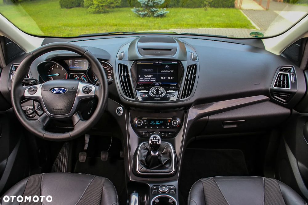 Ford Kuga 2.0 TDCi FWD Titanium - 16