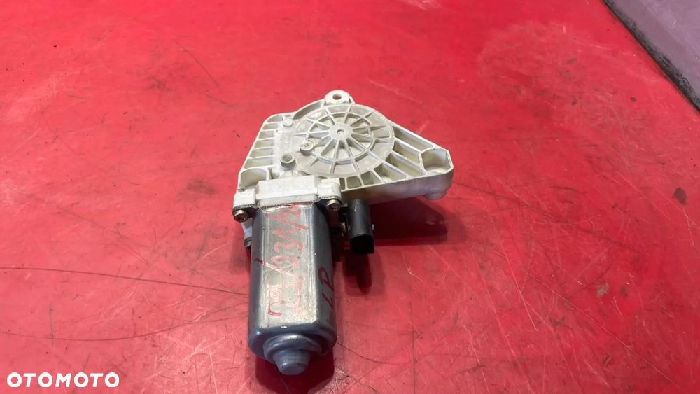 SILNICZEK SZYBY A1698201542 MERCEDES A W169 - 2