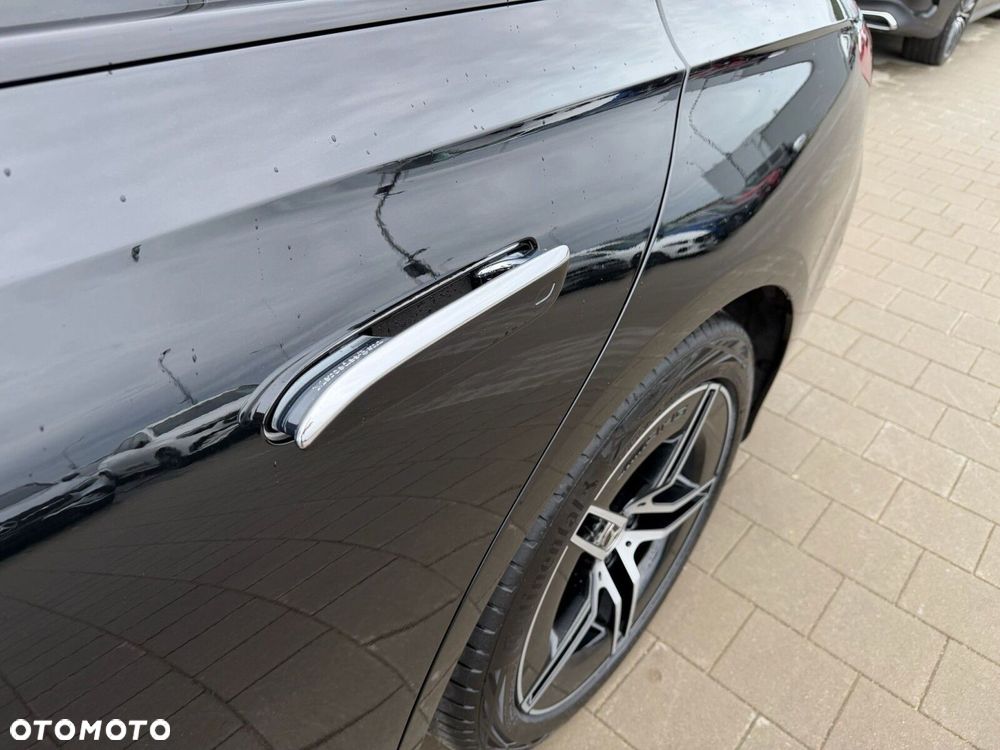 Mercedes-Benz Klasa E 220 d mHEV 4-Matic AMG 9G-Tronic - 16