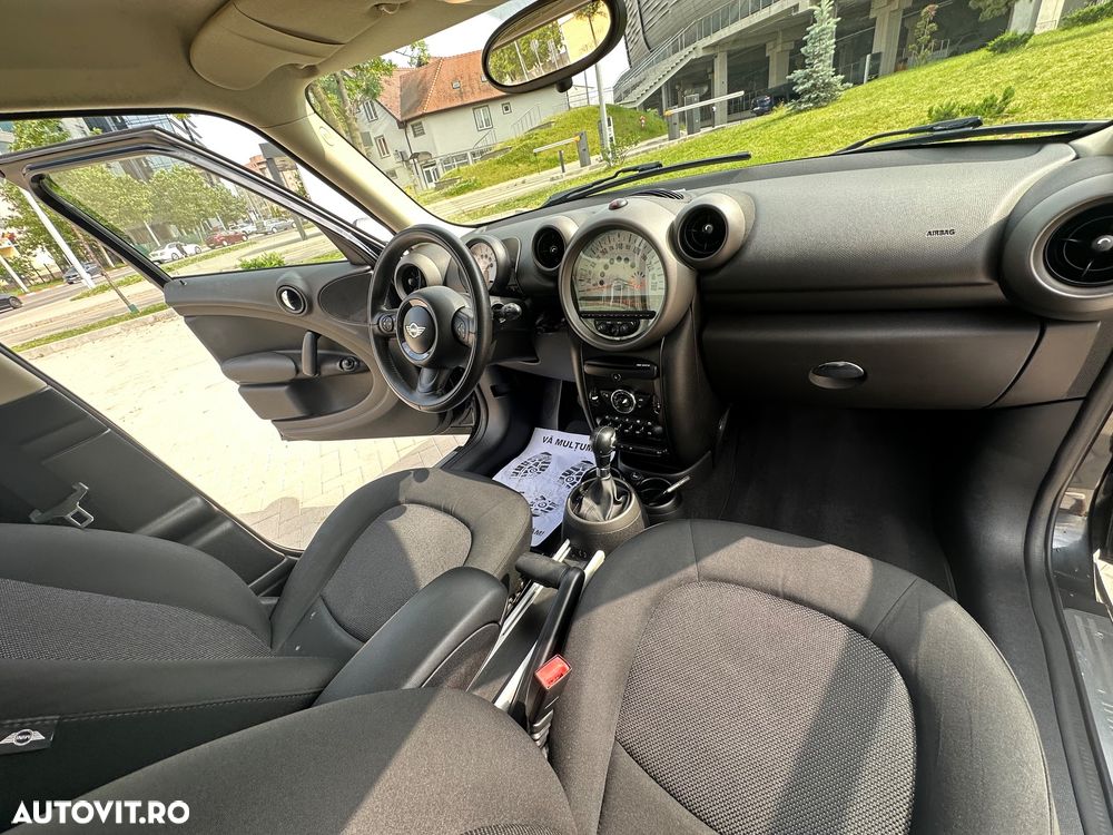 Mini Countryman - 11