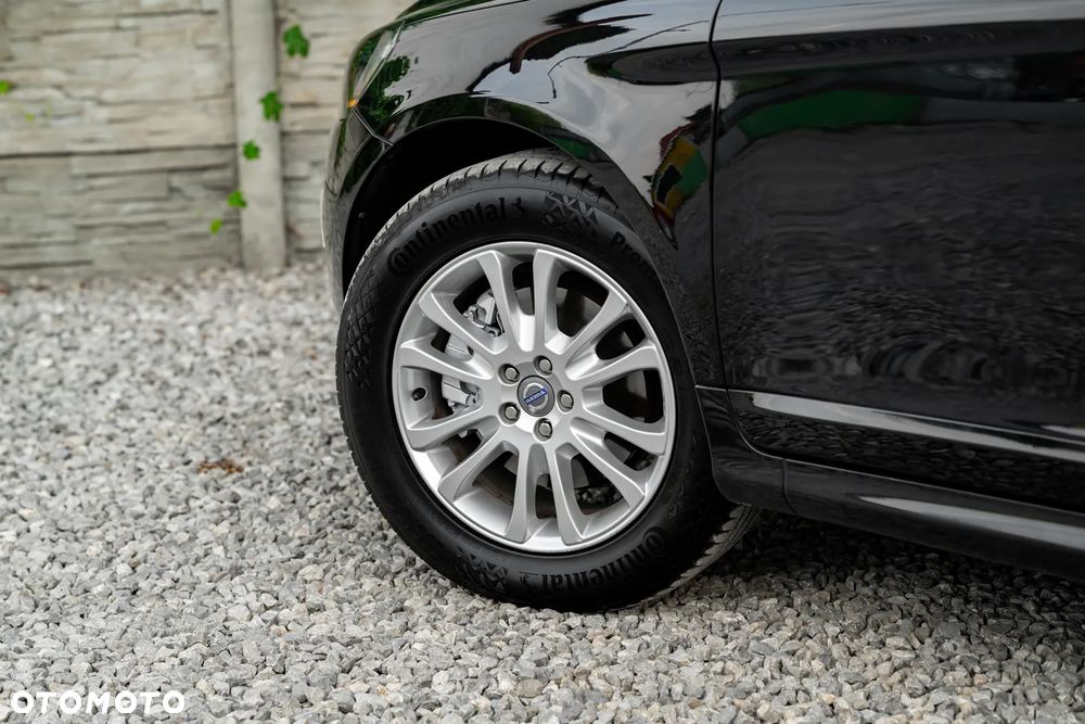 Volvo XC 60 D5 AWD Geartronic Momentum - 12