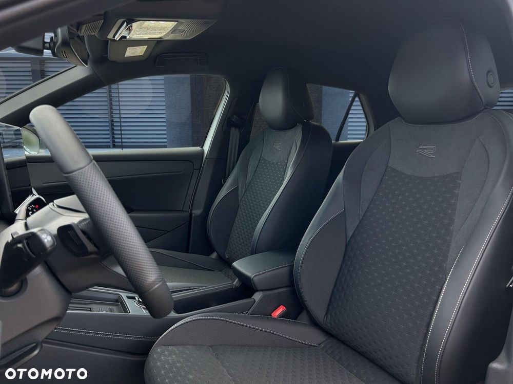 Volkswagen T-Roc - 7