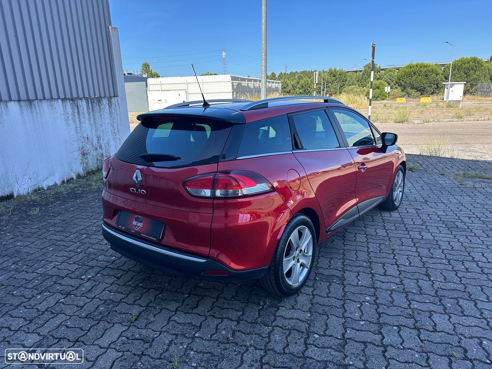Renault Clio Sport Tourer TCe 120 EDC GT - 4