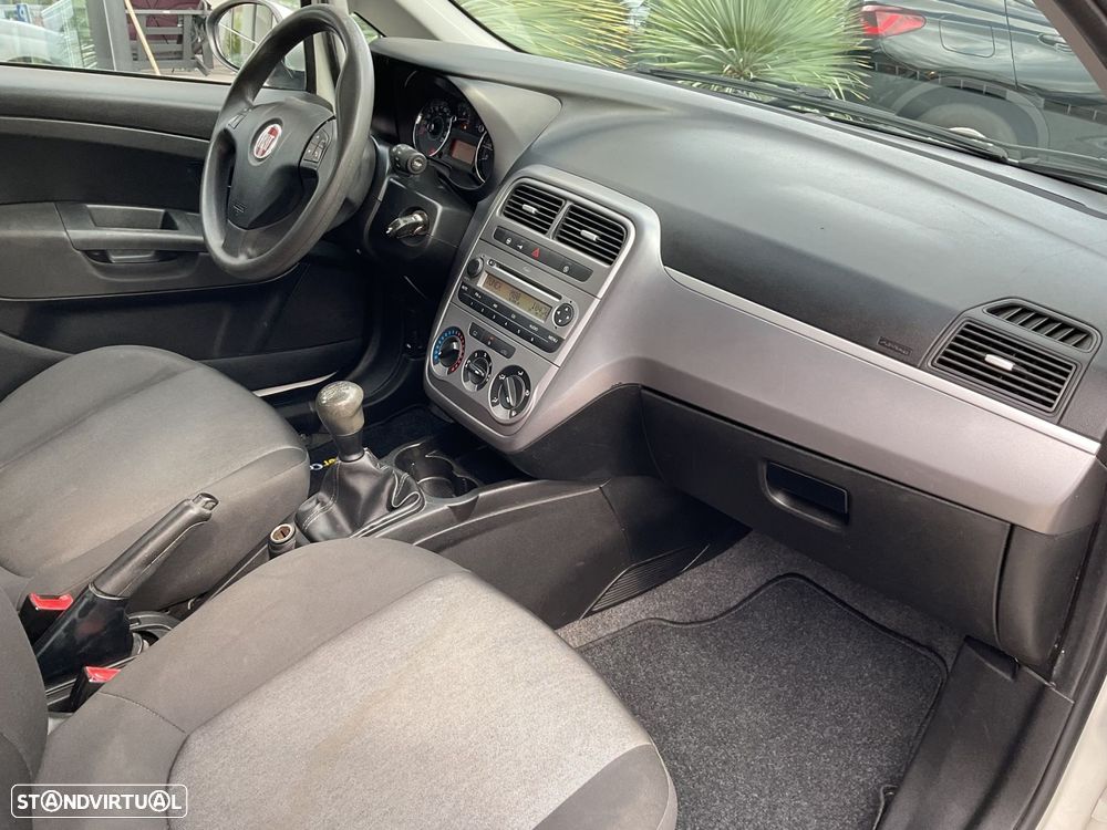 Fiat Punto 1.3 M-Jet Easy S&S - 27