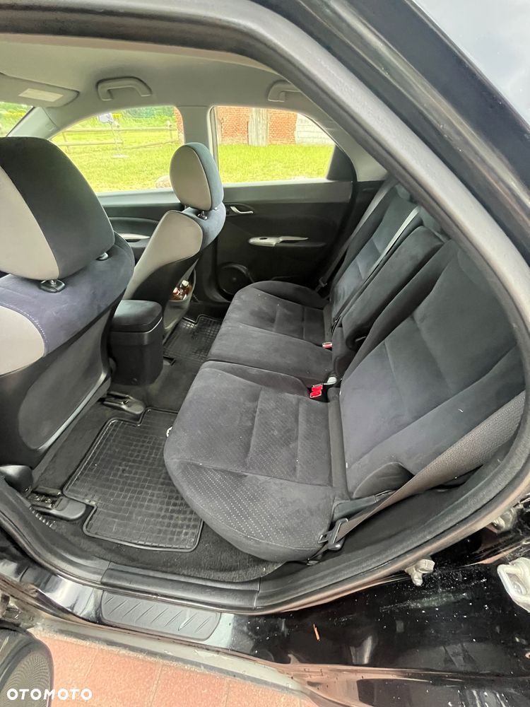 Honda Civic 1.4 Comfort - 9