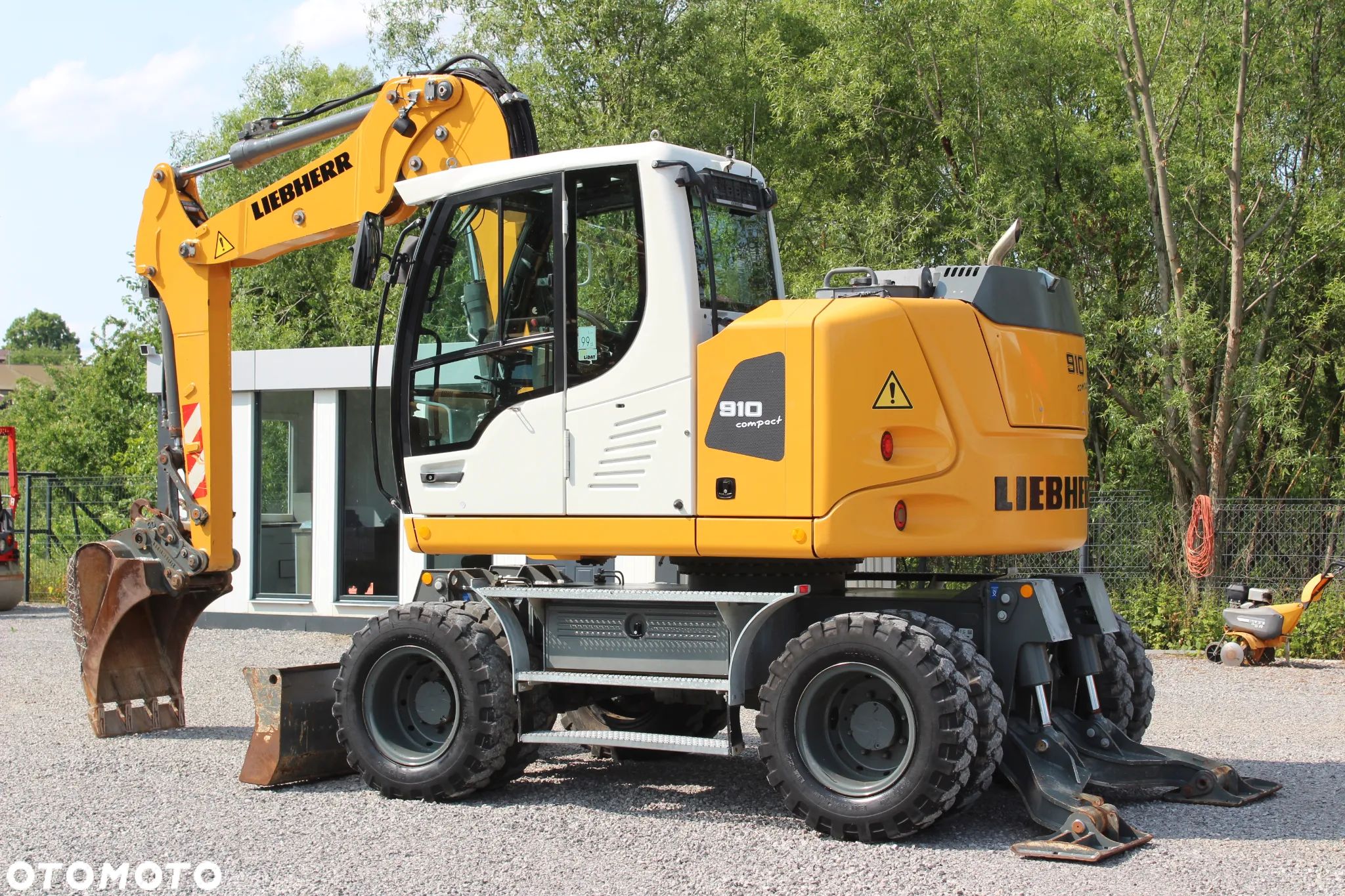 Liebherr A910Compact Sprowadzony 4000Mtg  3xRodzaje Skrętów Podpory - 1