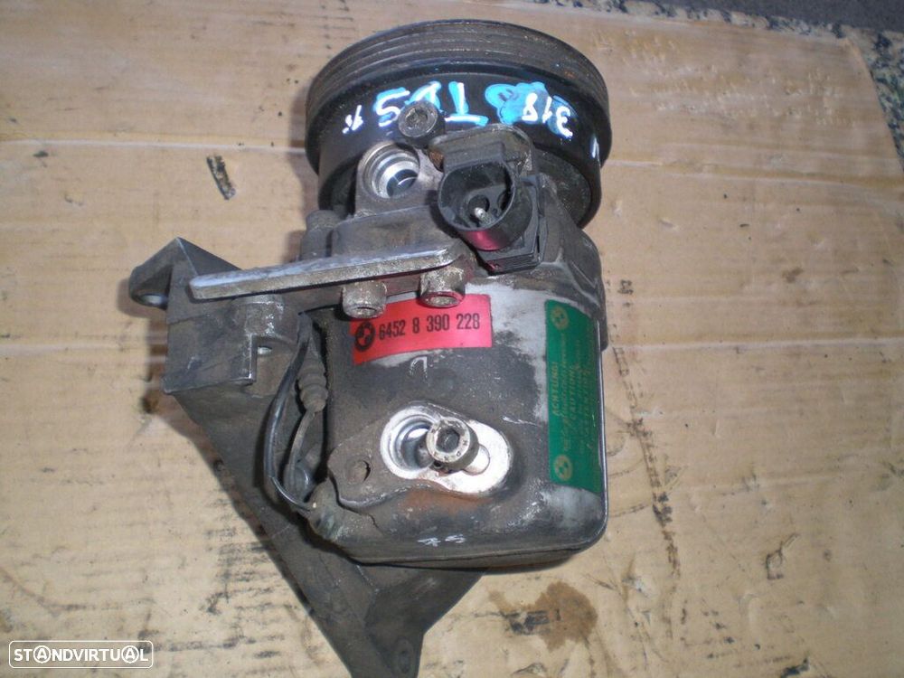 Compressor AC 64528390228 BMW E36 1997 318TDS - 2