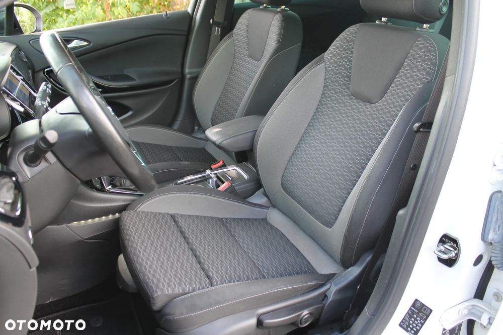 Opel Astra 1.2 Turbo Start/Stop GS Line - 24
