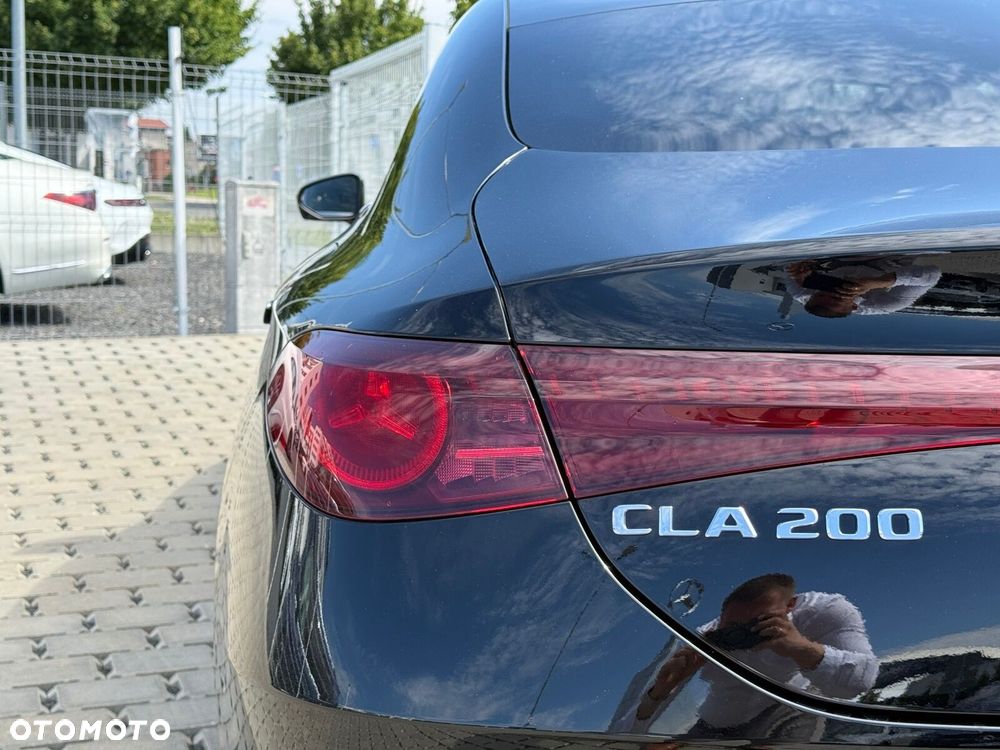 Mercedes-Benz CLA 200 mHEV 8G-DCT - 13