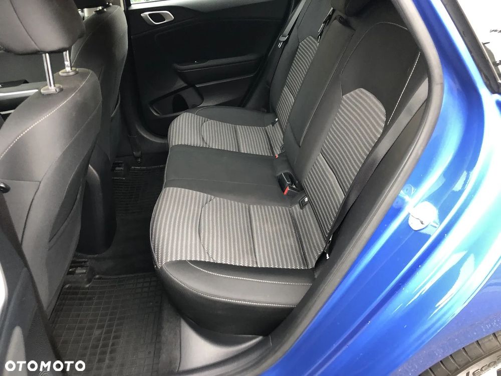 Kia Ceed 1.5 T-GDI L DCT - 9