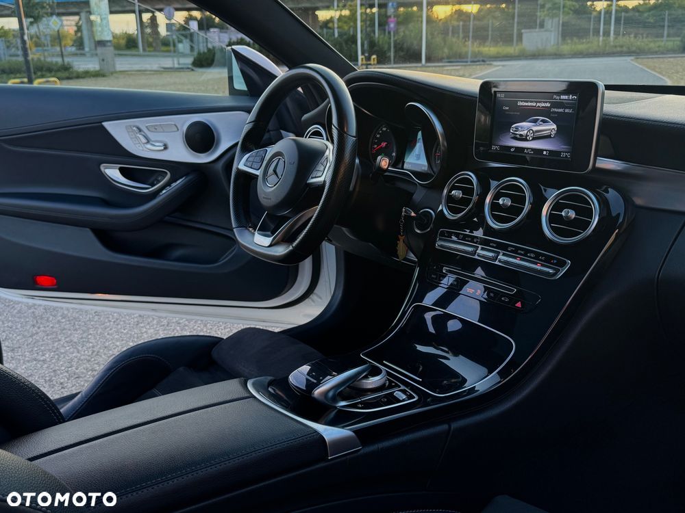 Mercedes-Benz Klasa C 200 4-Matic 9G-Tronic - 13