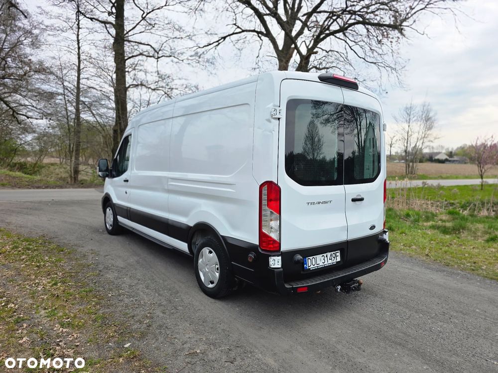 Ford Transit - 12