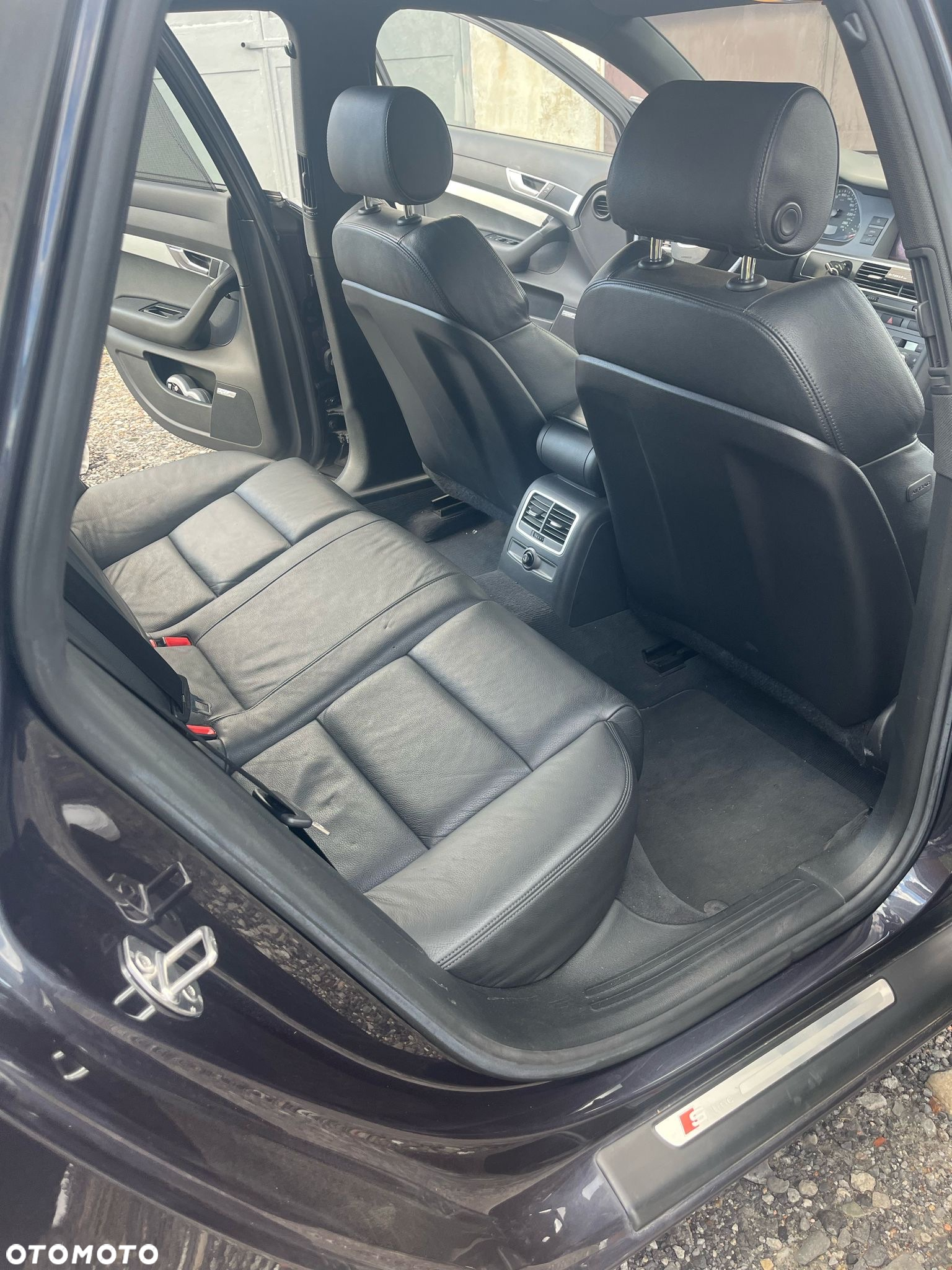 Audi A6 Avant 4.2 quattro tiptronic - 22