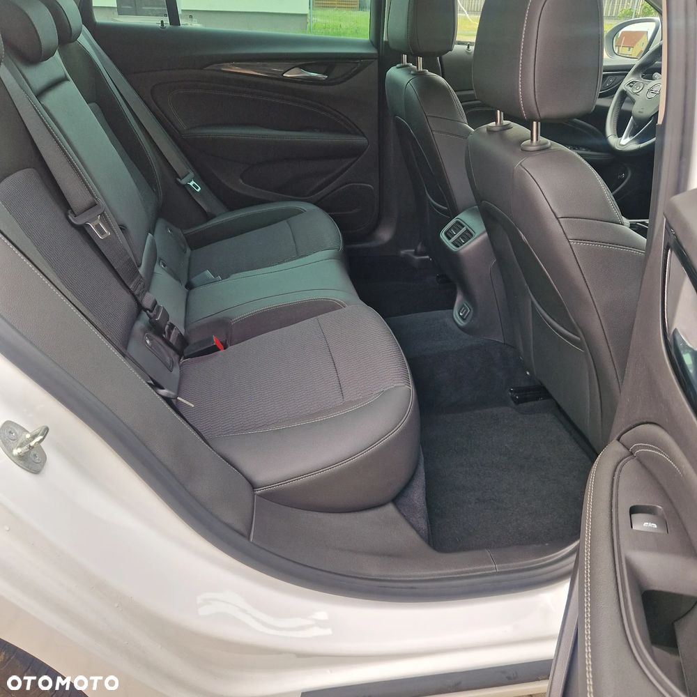 Opel Insignia 2.0 CDTI Cosmo S&S - 22