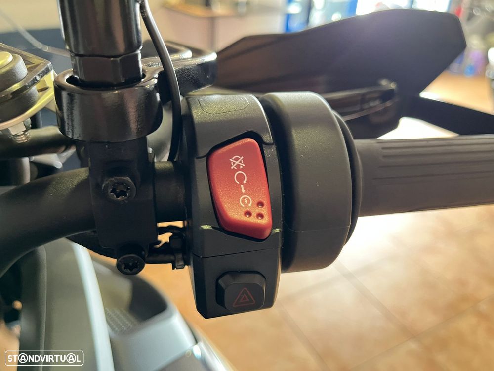 QJ Motor SRT 900SX - OFERTA 3 MALAS ALUMÍNIO + EQUIPAMENTO (NOVO MODELO) - 11