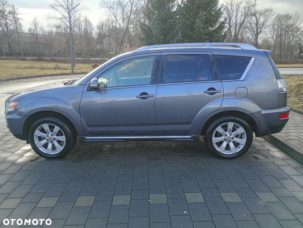 Mitsubishi Outlander 2.0 DI-D 4WD Intense - 4