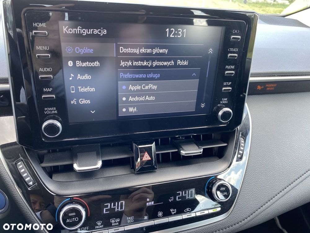 Toyota Corolla 1.8 Hybrid Comfort - 13