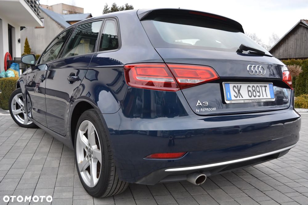 Audi A3 Sportback 1.6 TDI S tronic sport - 2