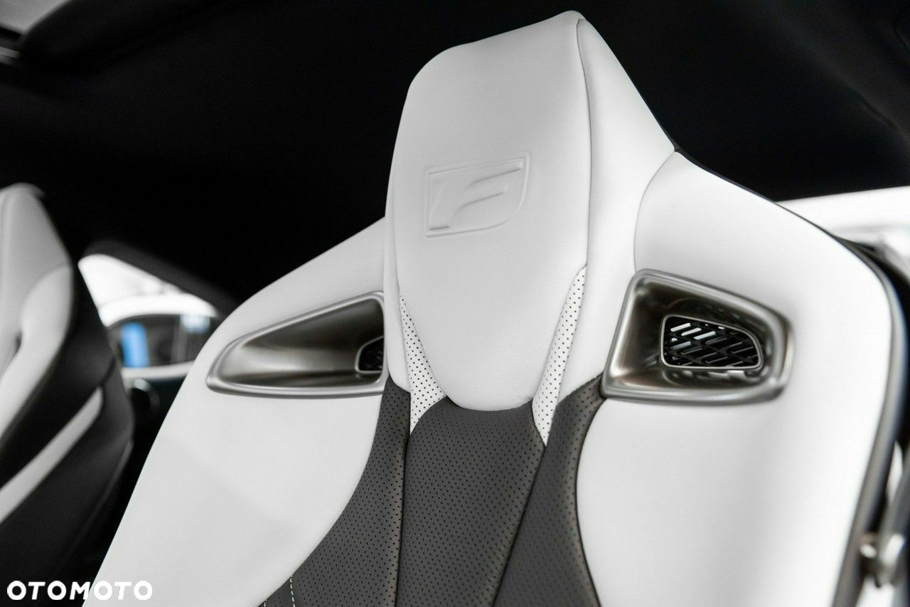 Lexus RC - 25