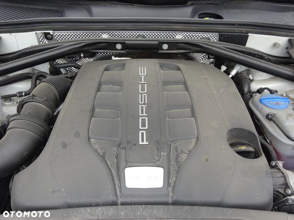 Porsche Macan - 29