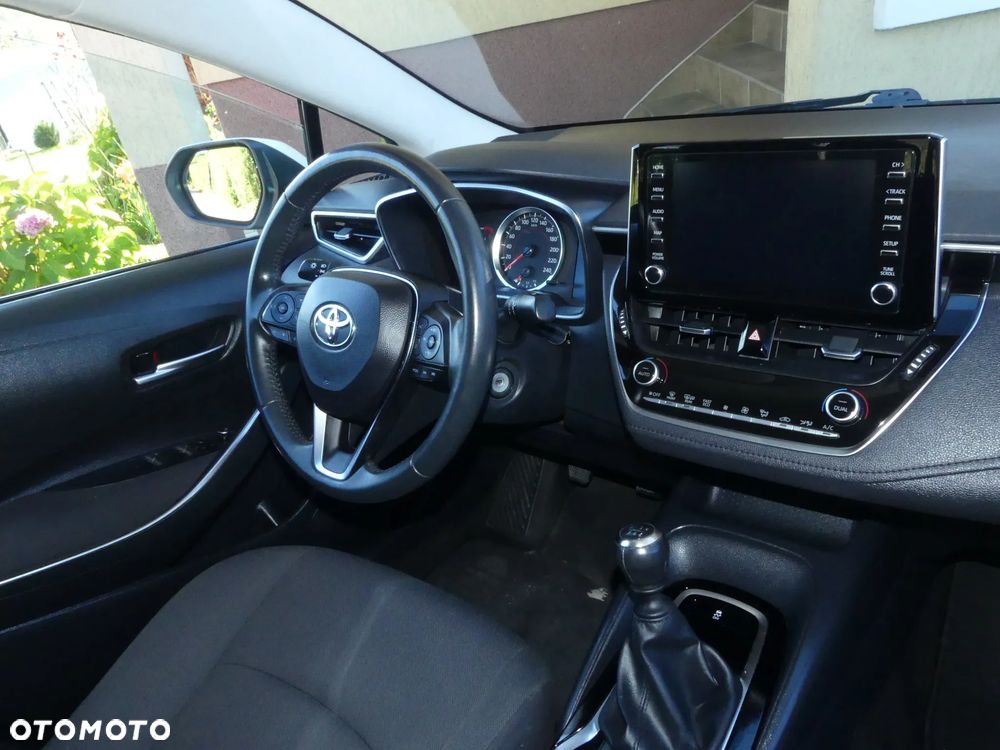 Toyota Corolla - 25