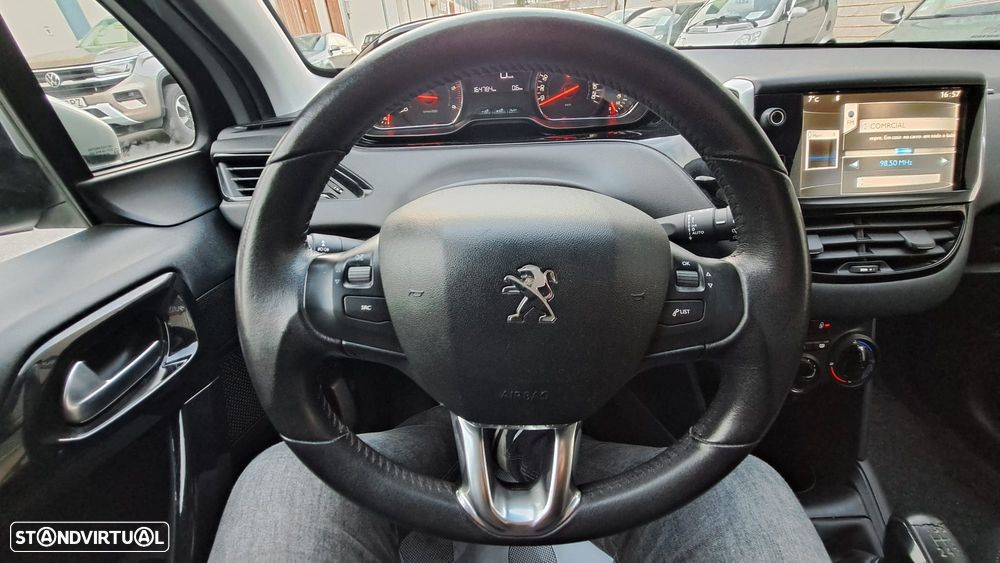 Peugeot 208 1.4 HDi Active - 36