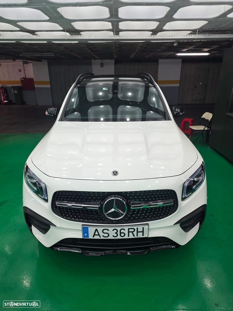 Mercedes-Benz GLB 180 - 12