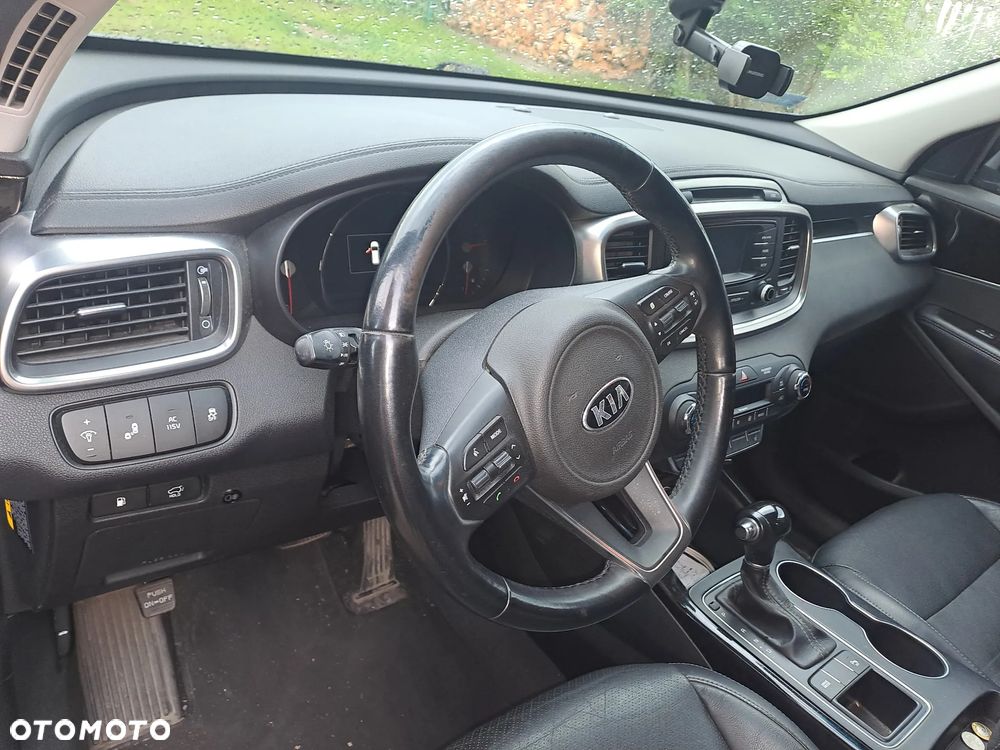 Kia Sorento - 10