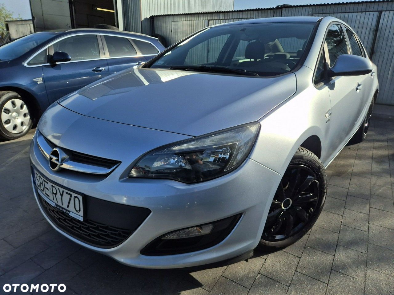 Opel Astra - 1