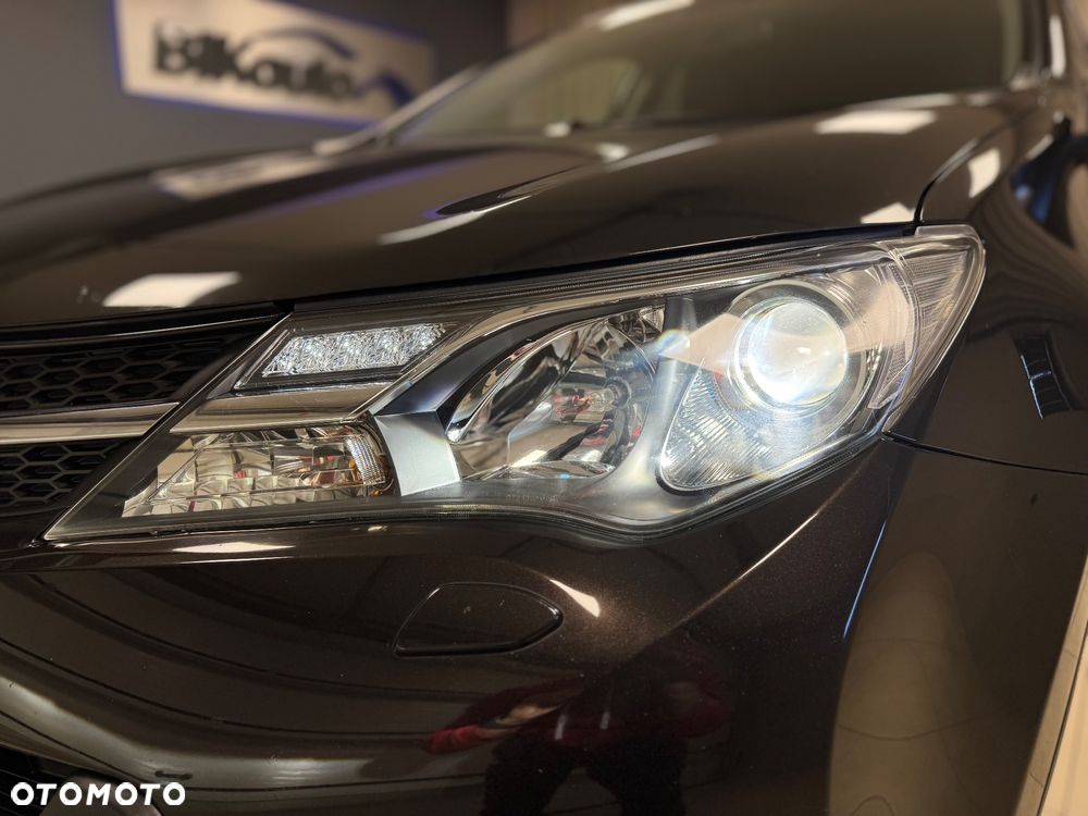 Toyota RAV4 - 7
