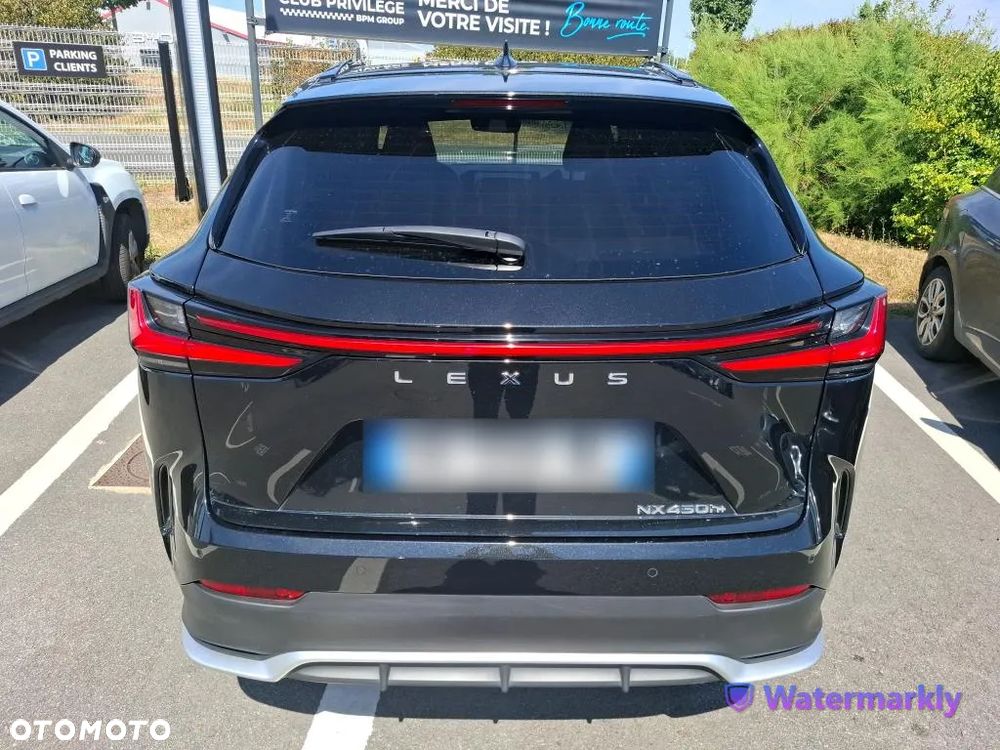 Lexus NX - 4