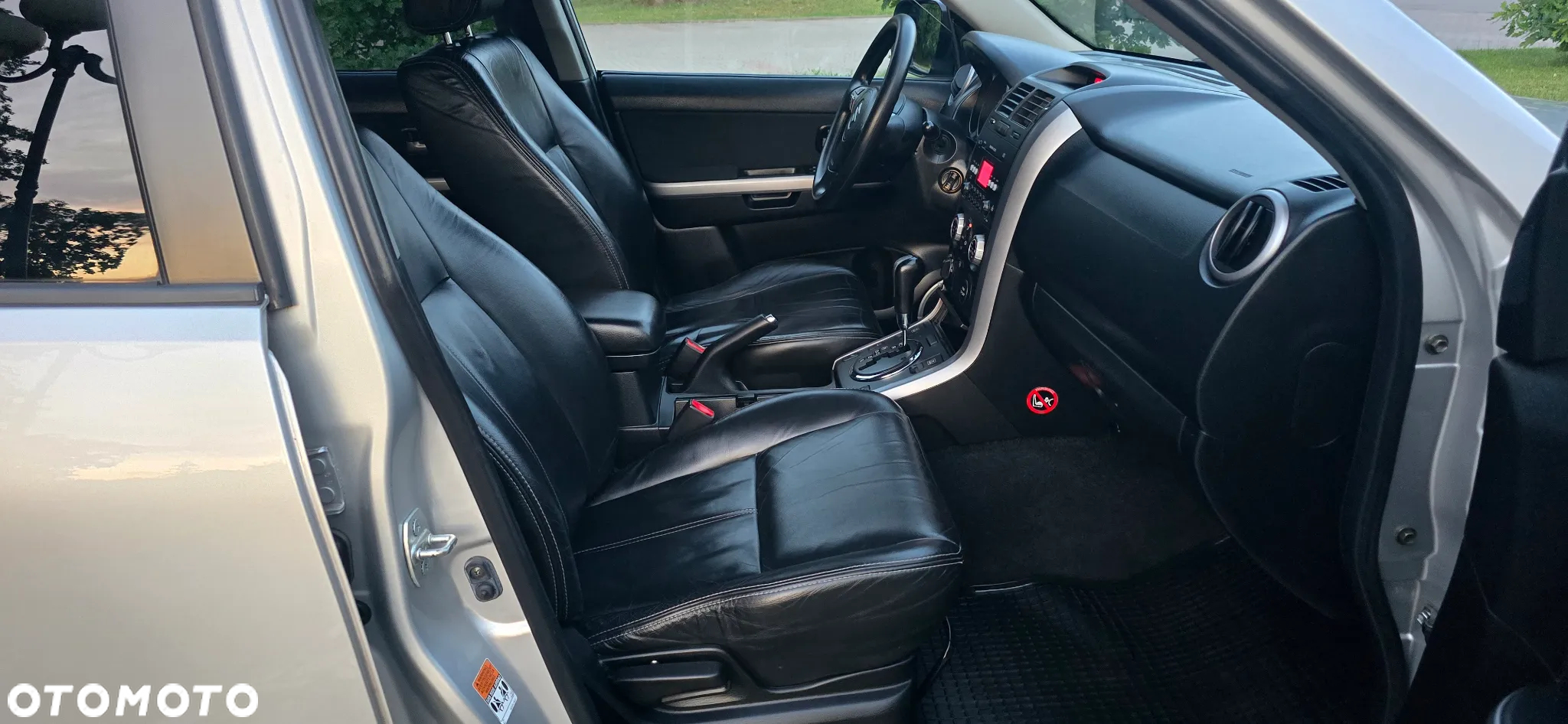 Suzuki Grand Vitara 2.0 De Luxe - 11