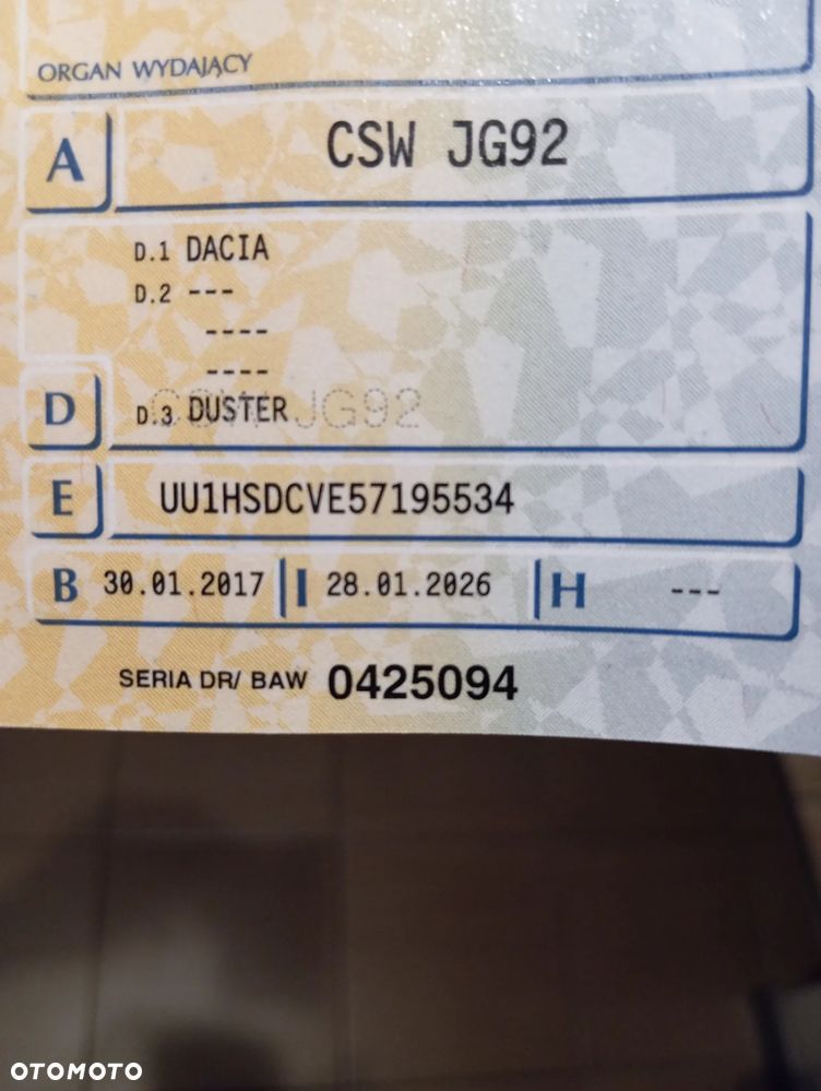 Dacia Duster 1.6 SCe Laureate S&S - 39