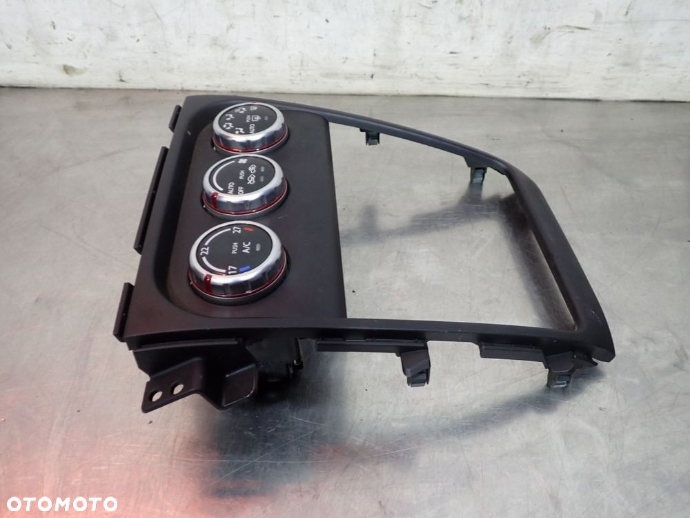 PANEL STEROWANIA NAWIEWU KLIMATYZACJI Z RAMKA SUZUKI SX4 1.6 - 2