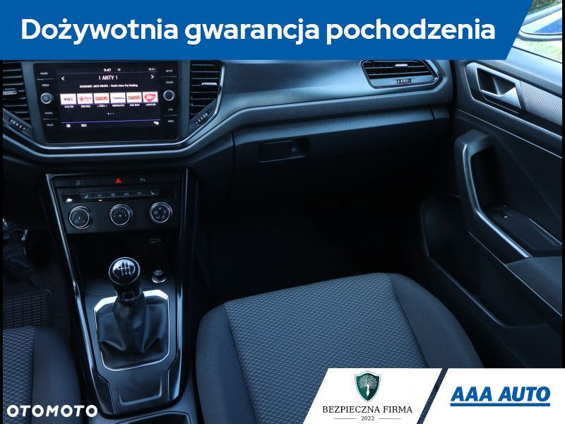 Volkswagen T-Roc - 9