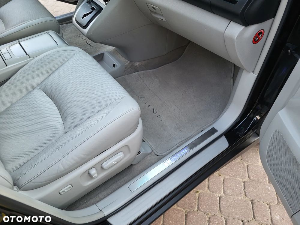Lexus RX - 15