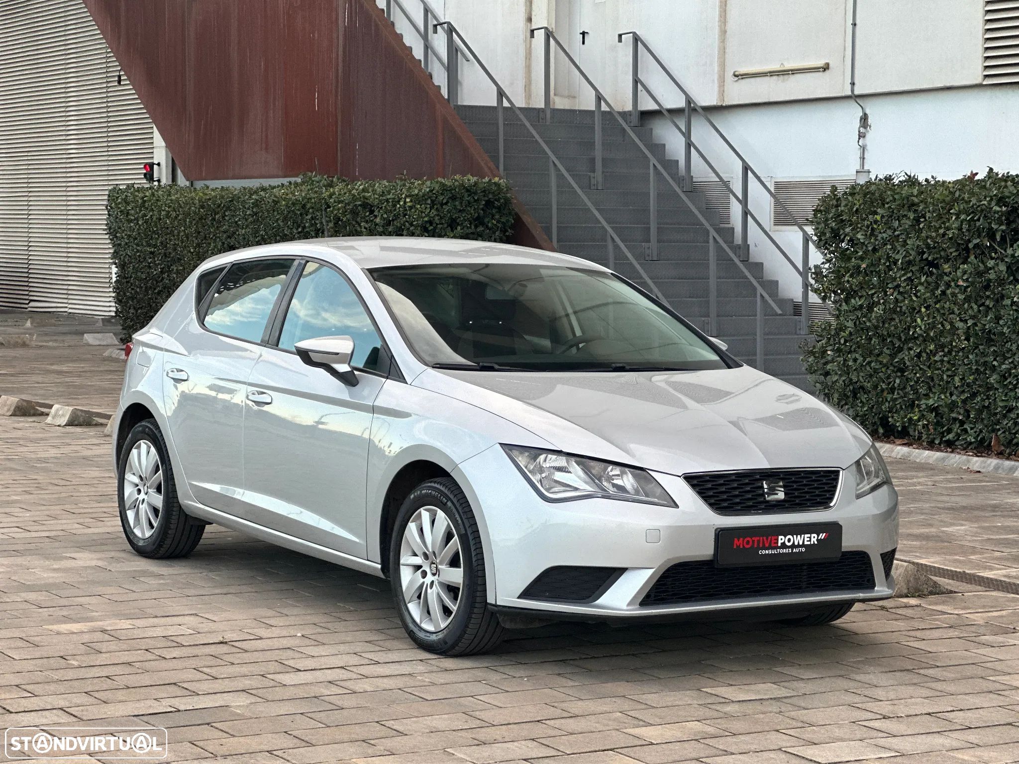 SEAT Leon 1.6 TDI Ecomotive Style - 1