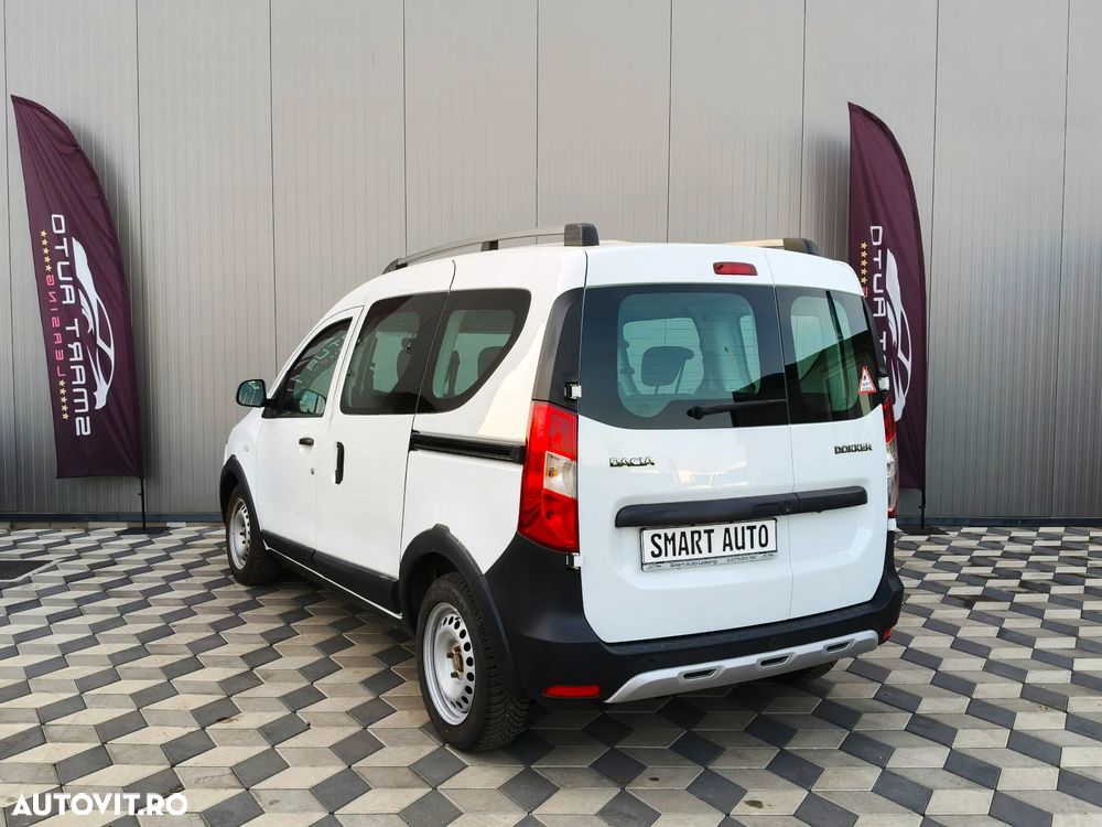 Dacia Dokker TCe 102 GPF Stepway - 5