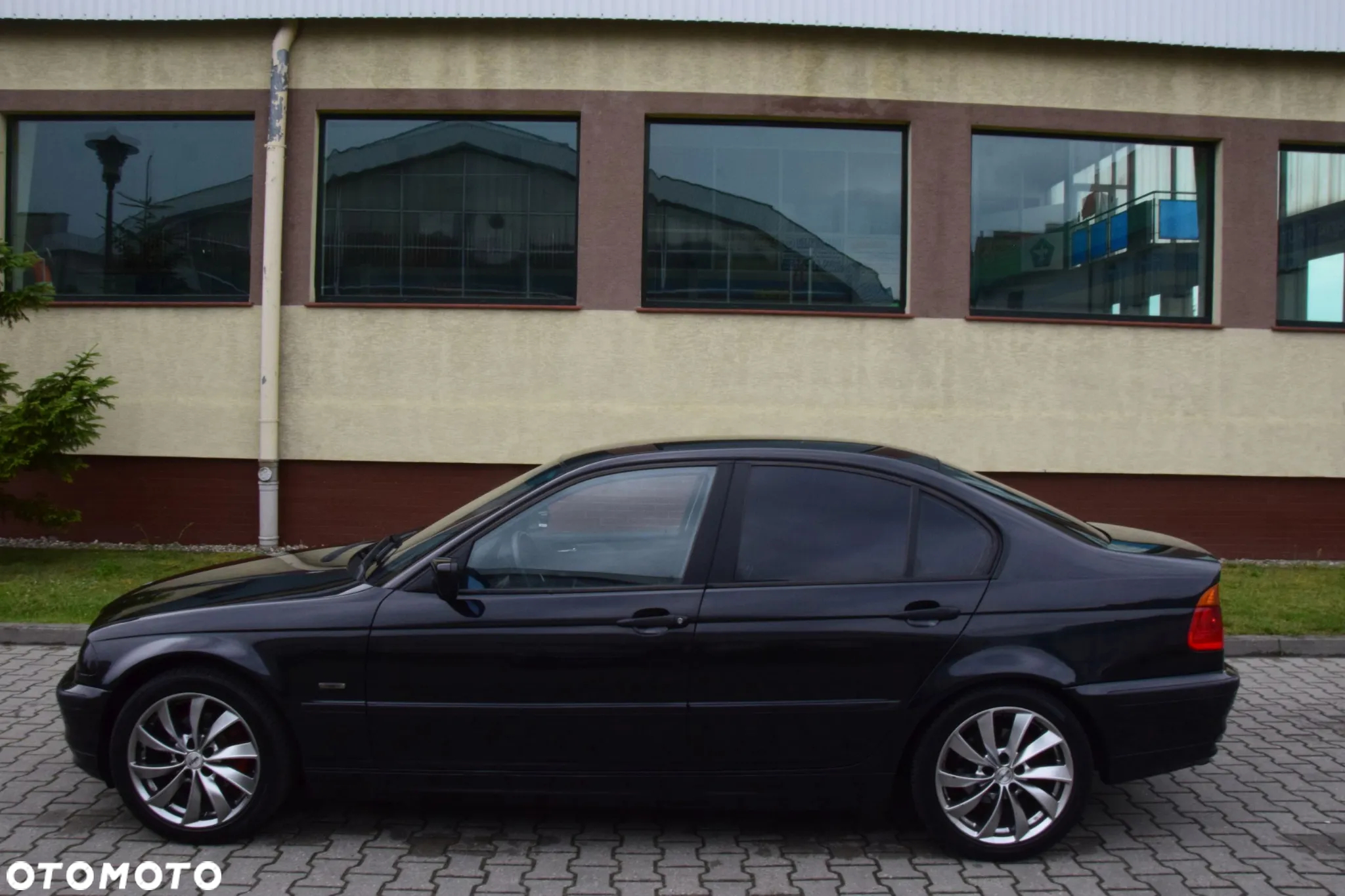 BMW Seria 3 320d - 30