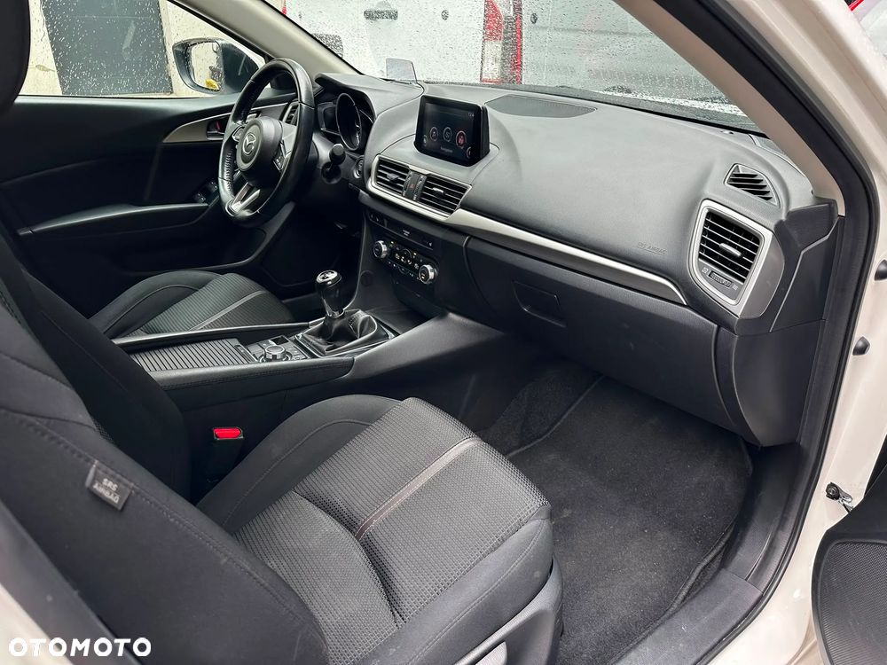 Mazda 3 SKYACTIV-G 120 Signature+ - 14