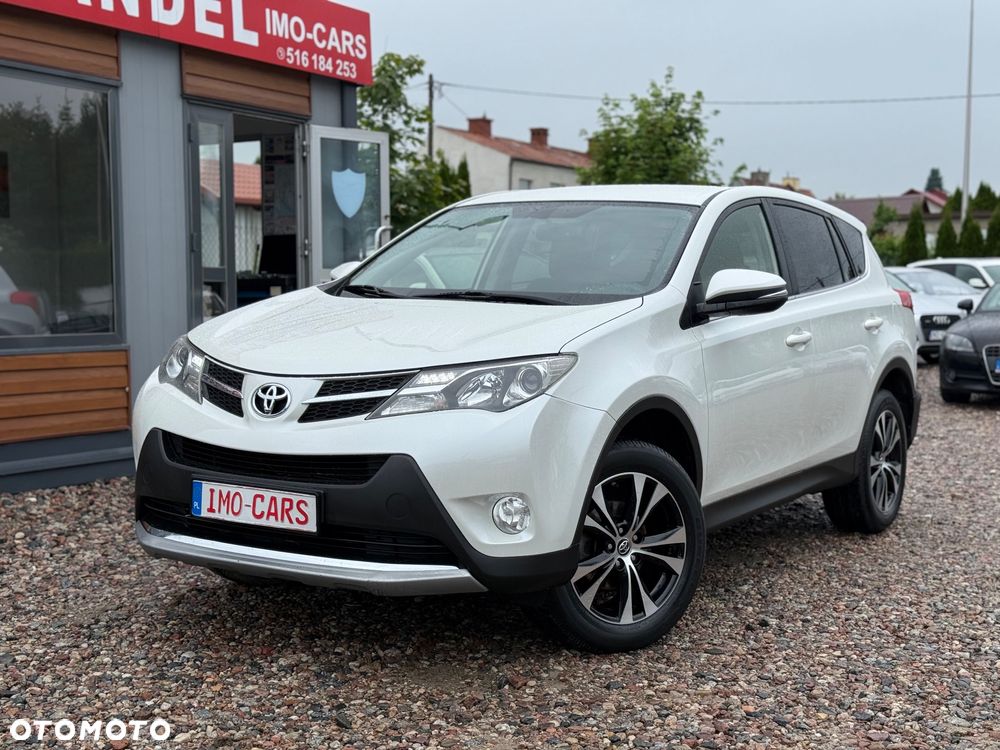 Toyota RAV4 - 1