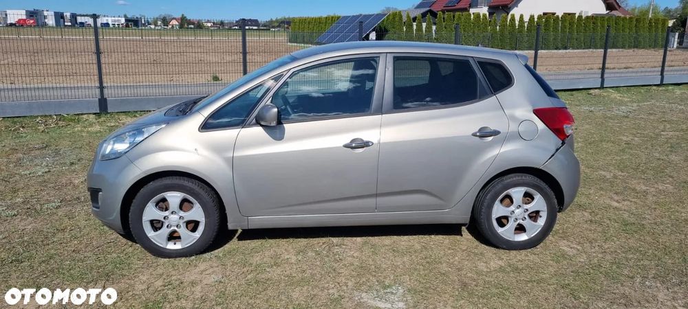 Kia Venga 1.6 CRDi 128 Business Line - 2