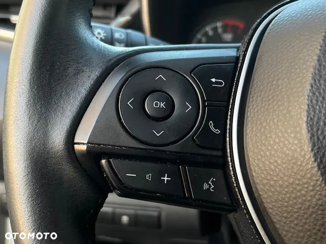 Toyota Corolla 1.8 Hybrid Comfort - 23