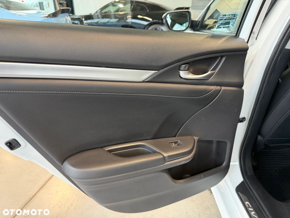 Honda Civic 1.5 T Executive CVT - 16