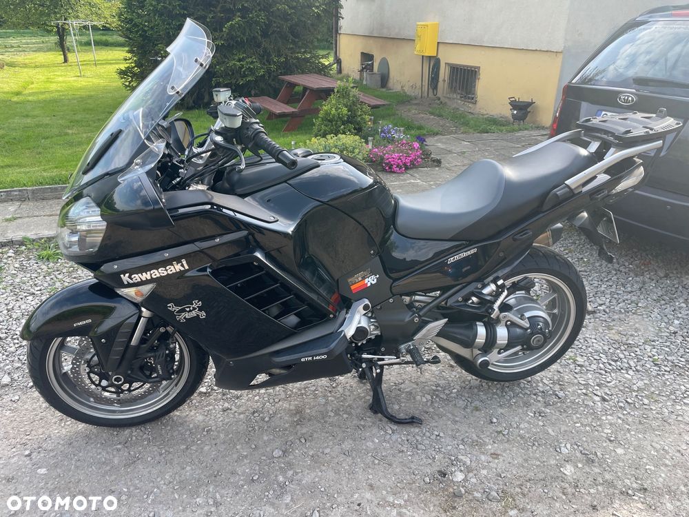 Kawasaki GTR - 2