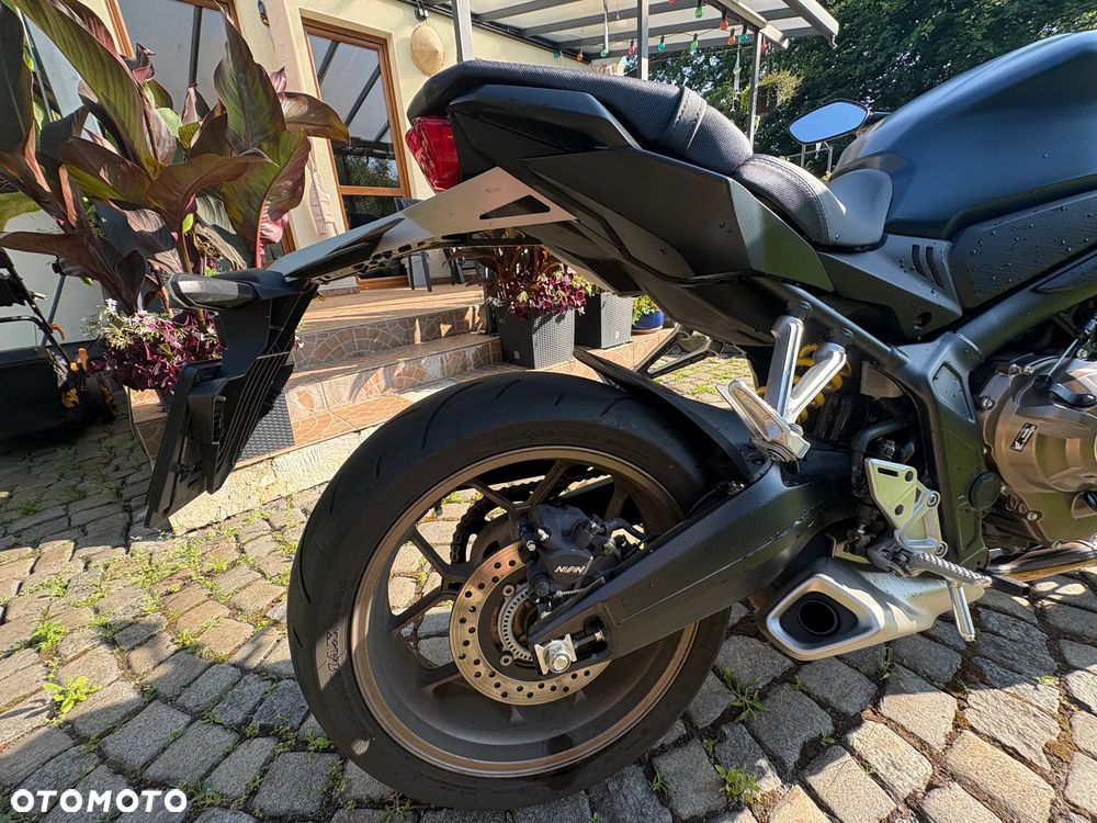 Honda CB - 19